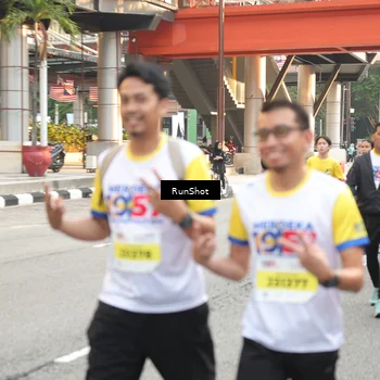 Runner Photo 4697864