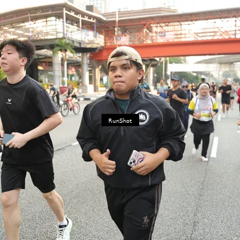 Runner Photo 4697990