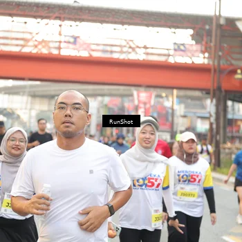Runner Photo 4698034