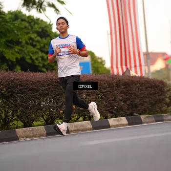 Runner Photo 4698054