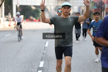 Runner Photo 4698102