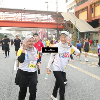 Runner Photo 4698128