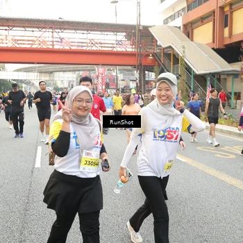 Runner Photo 4698146