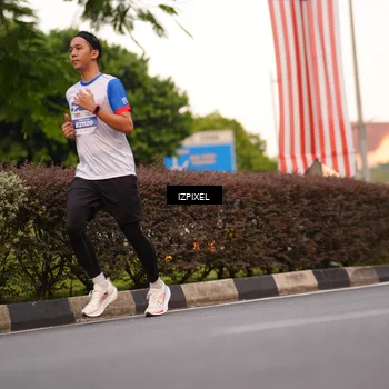 Runner Photo 4698186
