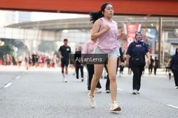 Runner Photo 4698312