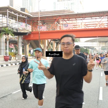 Runner Photo 4698317