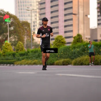 Runner Photo 4698333