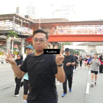 Runner Photo 4698345