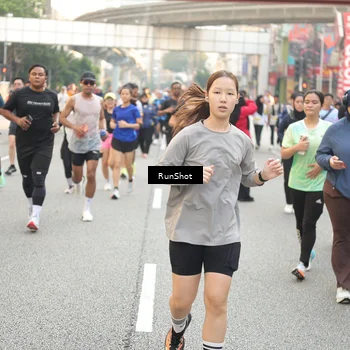 Runner Photo 4698374