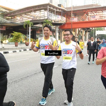 Runner Photo 4698379