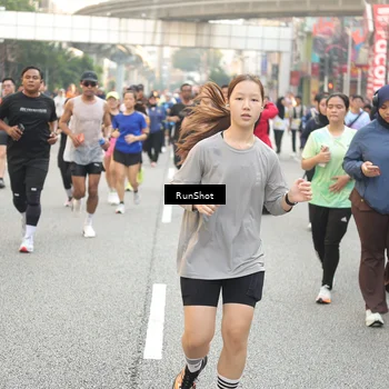 Runner Photo 4698388