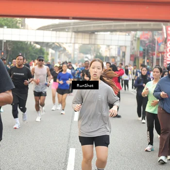 Runner Photo 4698393
