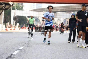 Runner Photo 4698415