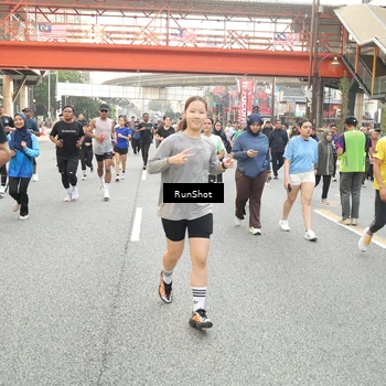 Runner Photo 4698419