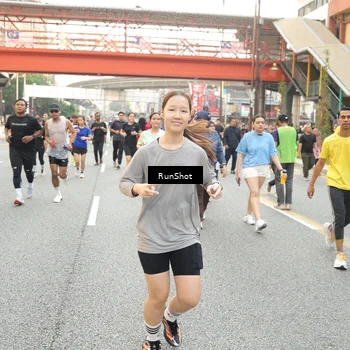 Runner Photo 4698460