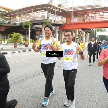 Runner Photo 4698468