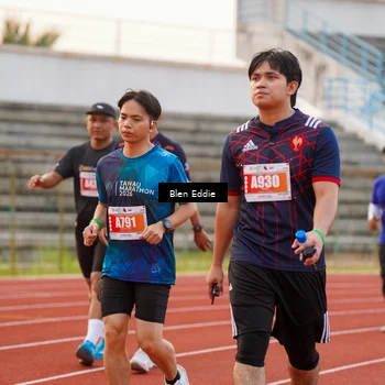 Runner Photo 4698475
