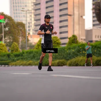 Runner Photo 4698476