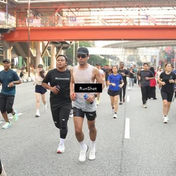 Runner Photo 4698541