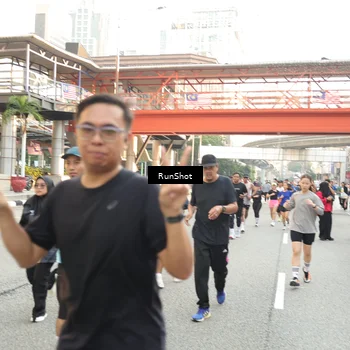 Runner Photo 4698545