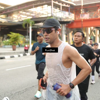 Runner Photo 4698639