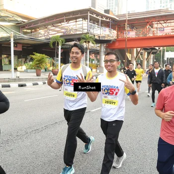 Runner Photo 4698642