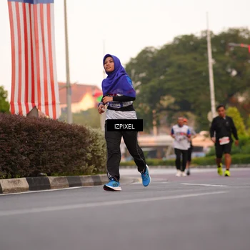 Runner Photo 4698648