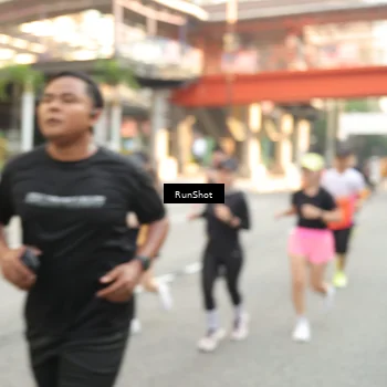 Runner Photo 4698650