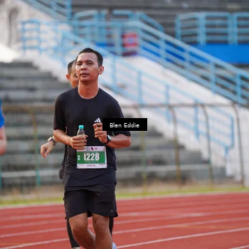 Runner Photo 4698675
