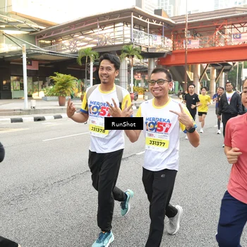 Runner Photo 4698726