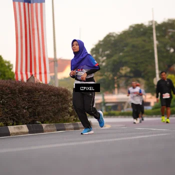 Runner Photo 4698747