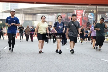 Runner Photo 4698756