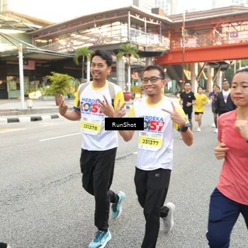 Runner Photo 4698774