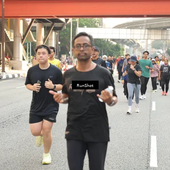 Runner Photo 4698777