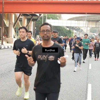 Runner Photo 4698780