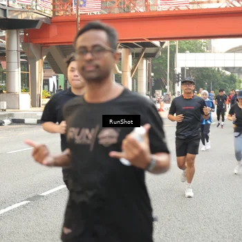 Runner Photo 4698825