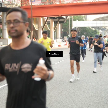 Runner Photo 4698880