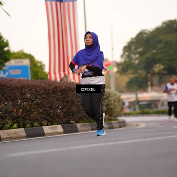 Runner Photo 4698896