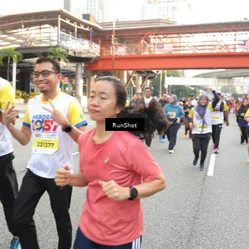 Runner Photo 4698914