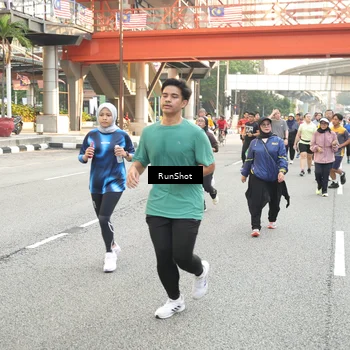 Runner Photo 4699059