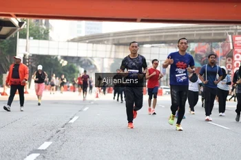 Runner Photo 4699172
