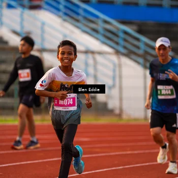 Runner Photo 4699219