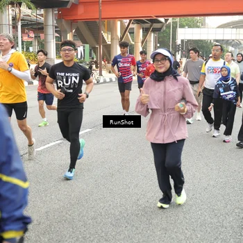 Runner Photo 4699396