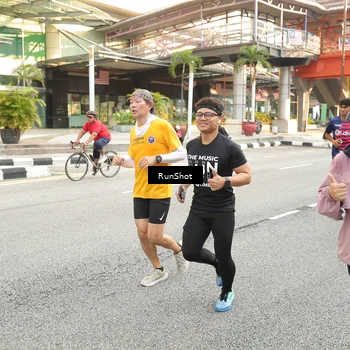 Runner Photo 4699425
