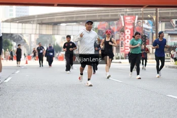 Runner Photo 4699449