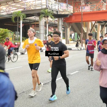 Runner Photo 4699494