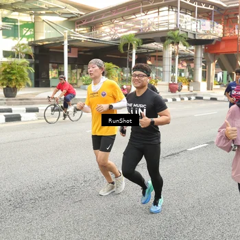 Runner Photo 4699507
