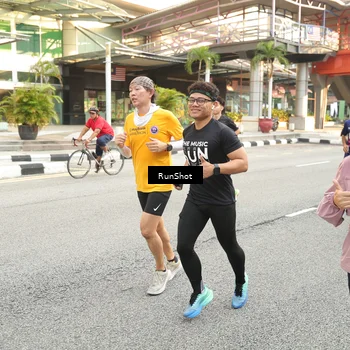 Runner Photo 4699510