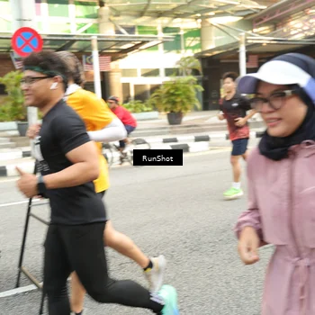 Runner Photo 4699576