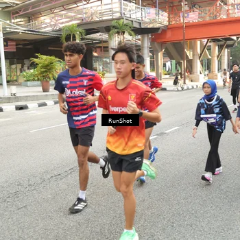 Runner Photo 4699609